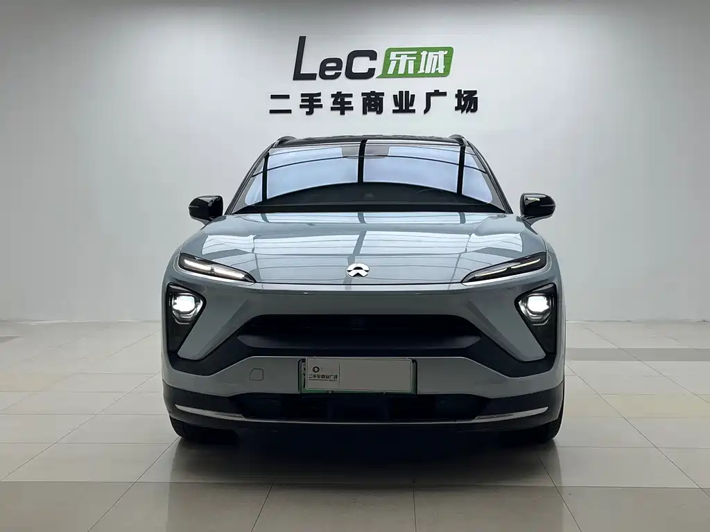 NIO ES6