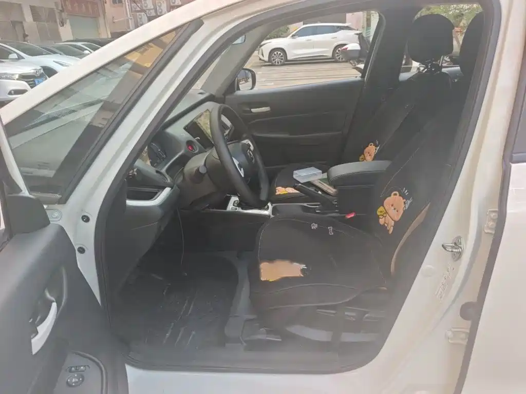 Honda Fit — миниатюра 8
