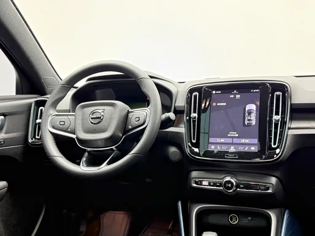 Volvo C40 — миниатюра 11