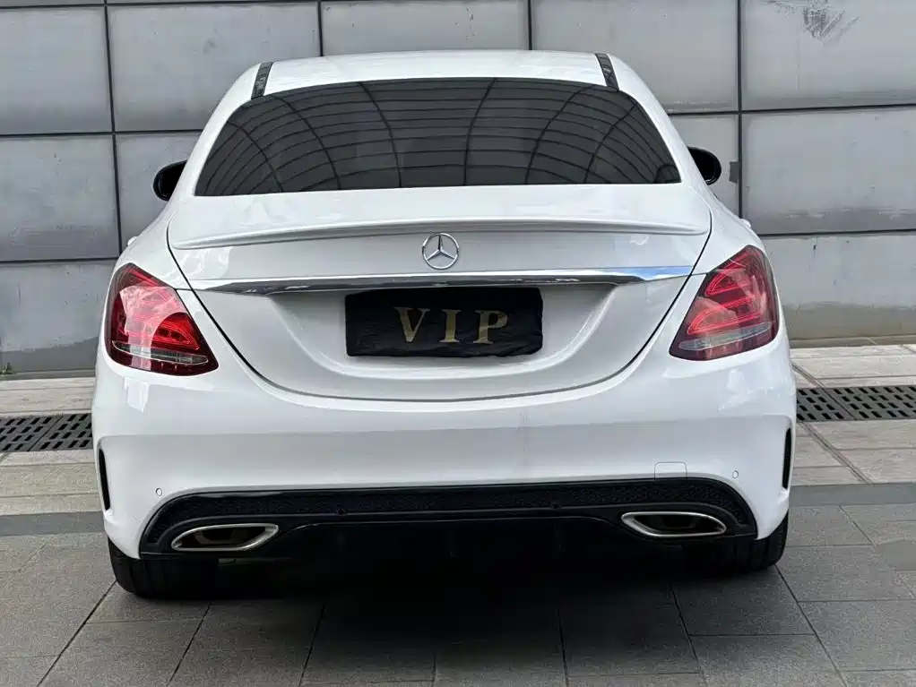 Mercedes-Benz C-Class — миниатюра 7