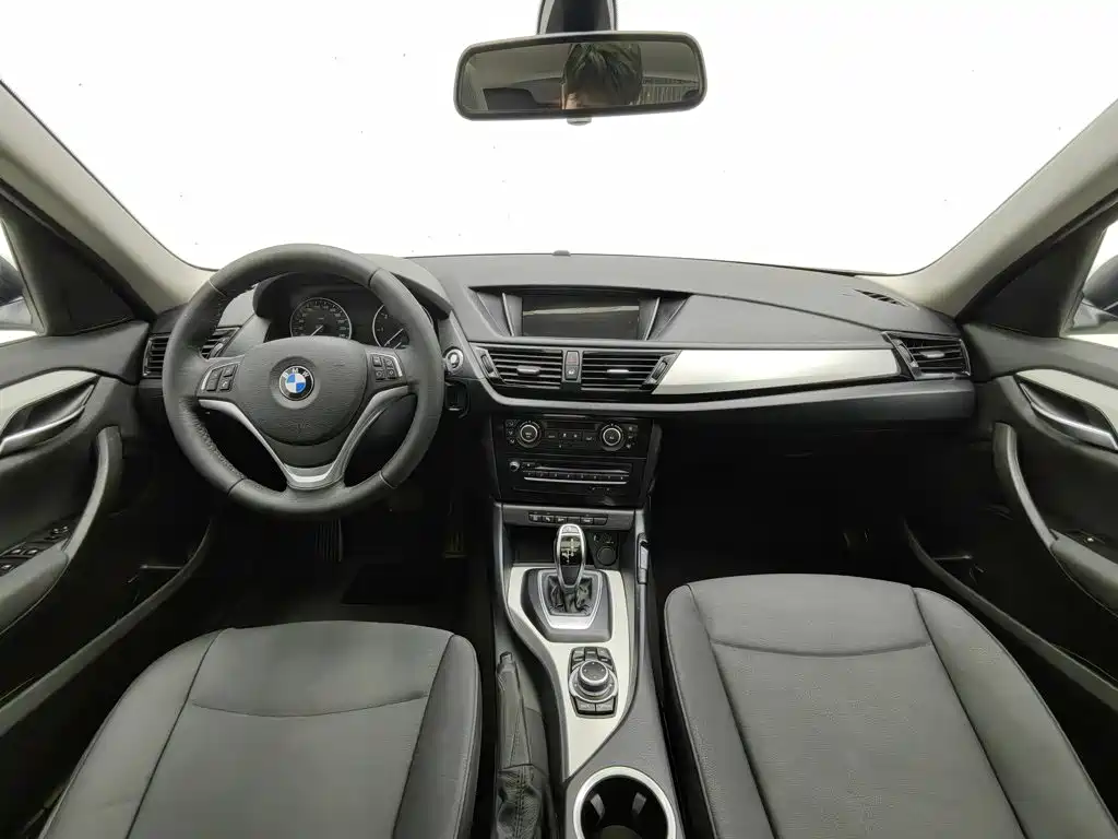 BMW X1 — миниатюра 5