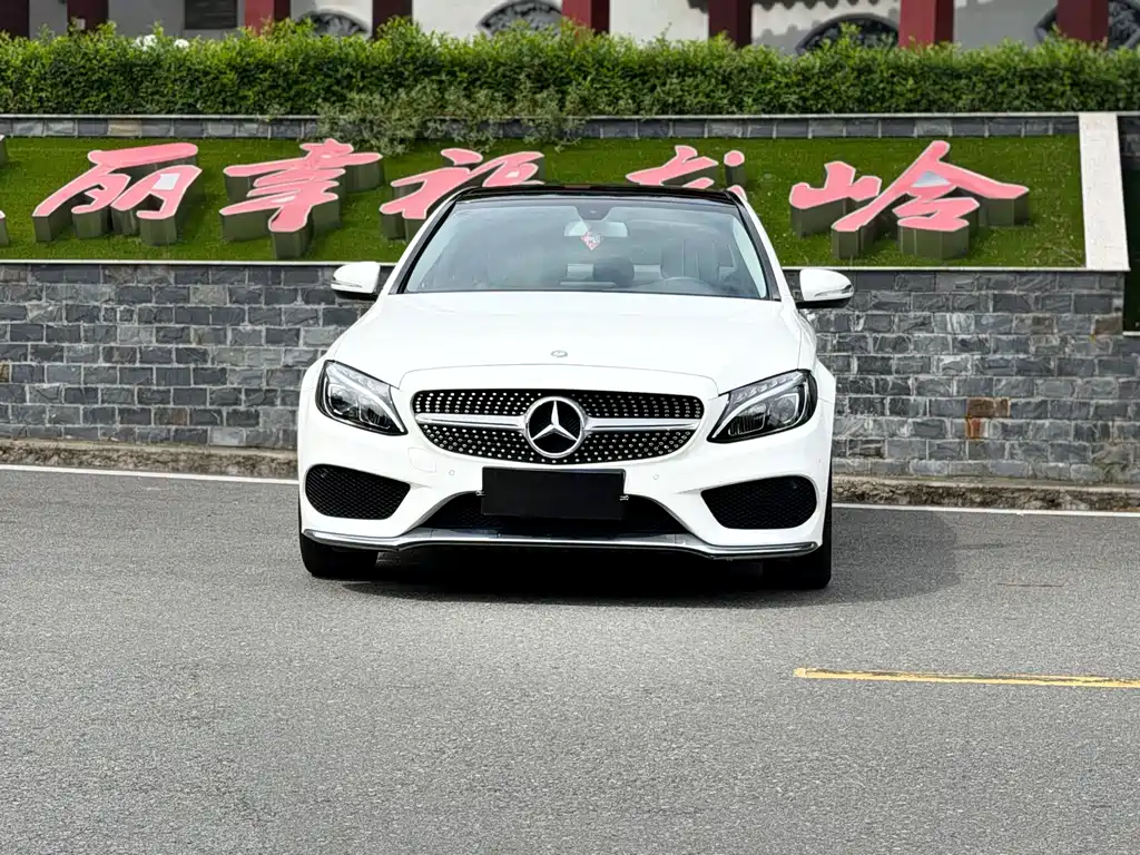 Mercedes-Benz C-Class — миниатюра 2