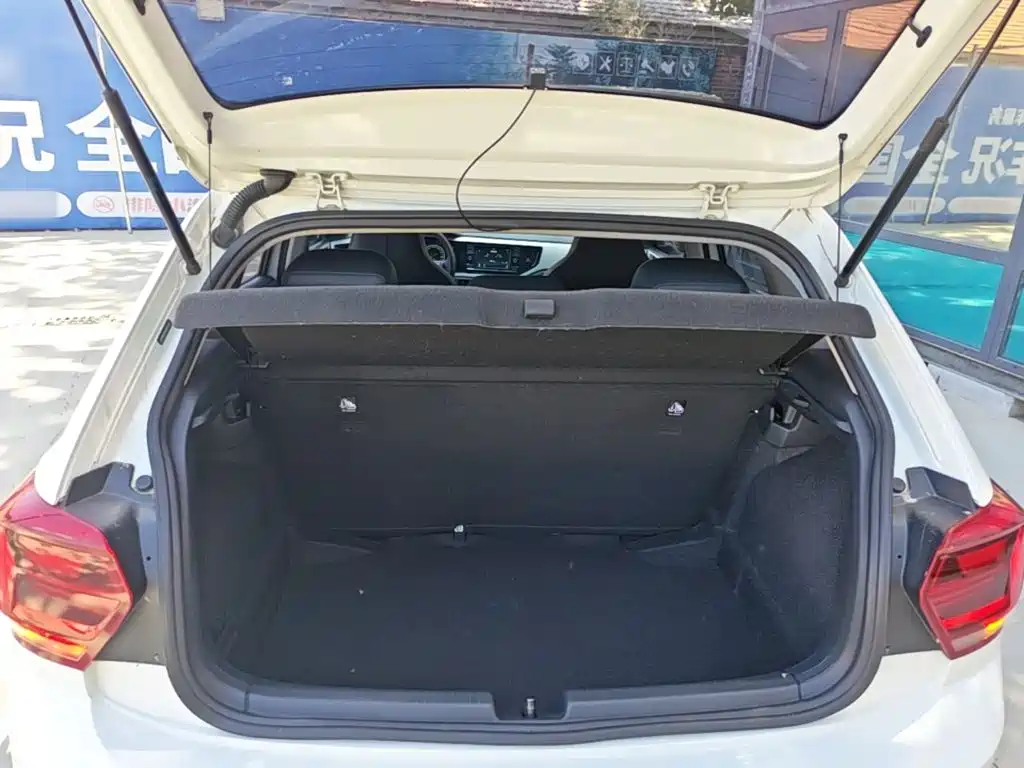 Volkswagen Polo — миниатюра 22