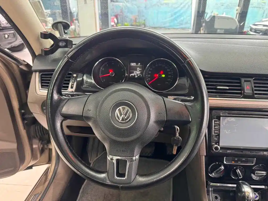 Volkswagen Bora — миниатюра 9