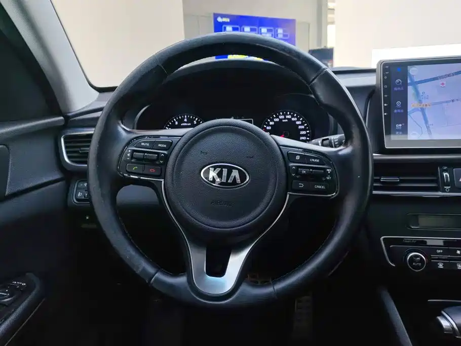 Kia K5 — миниатюра 15