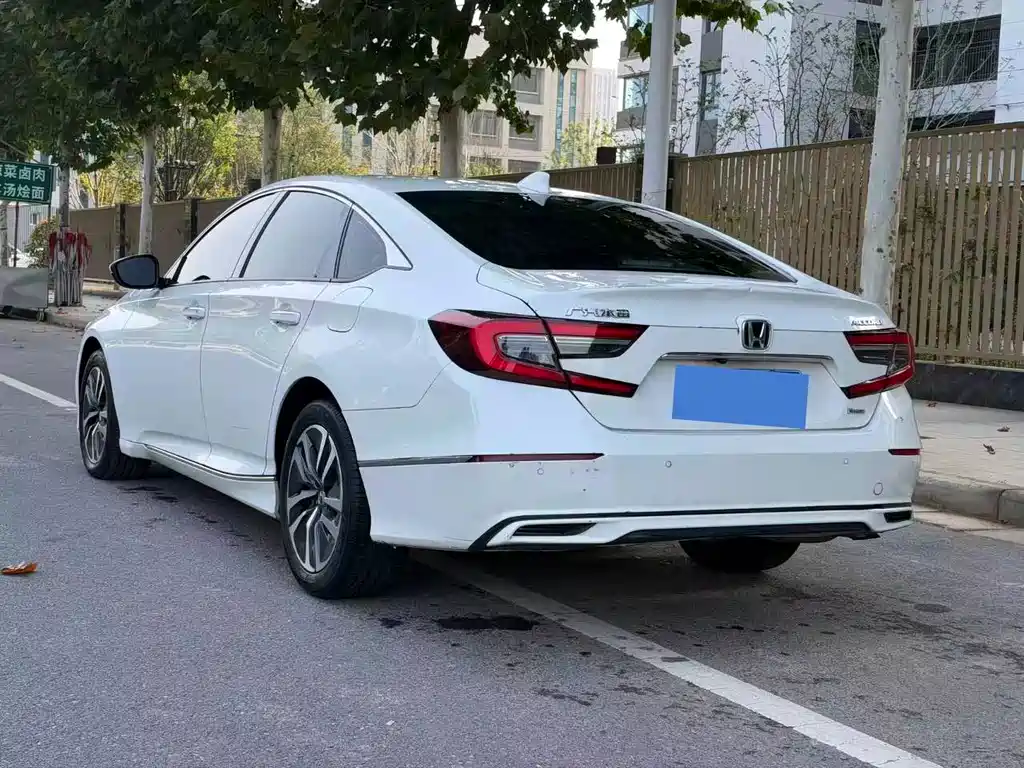 Honda Accord — миниатюра 6