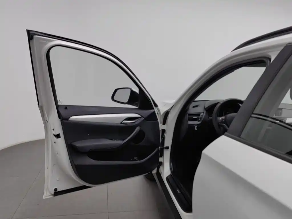 BMW X1 — миниатюра 8