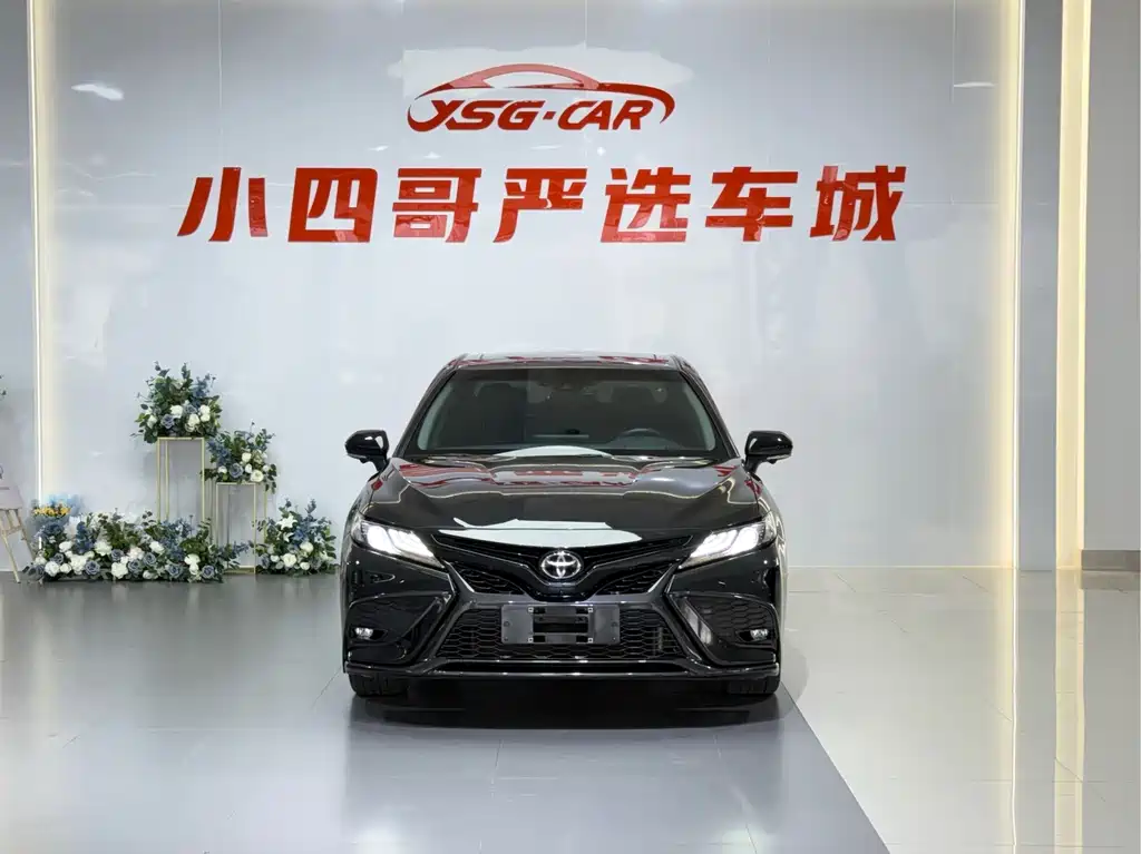 Toyota Camry — миниатюра 3