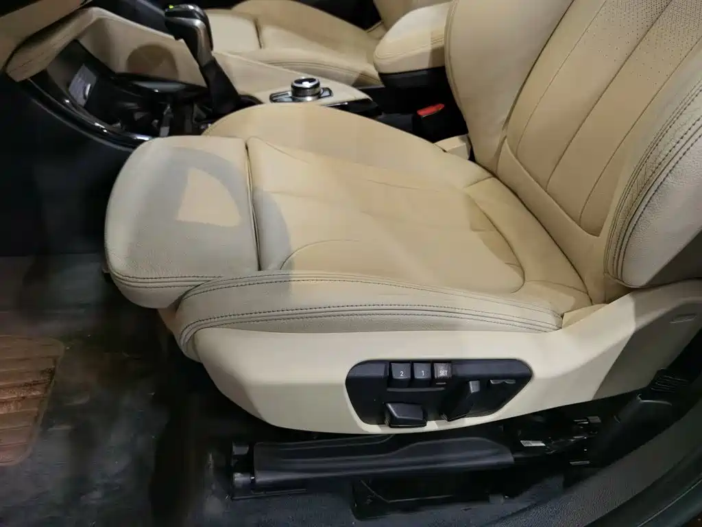 BMW X1 — миниатюра 20