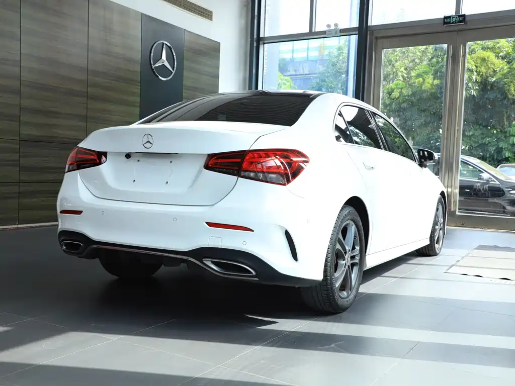 Mercedes-Benz A-Class — миниатюра 14