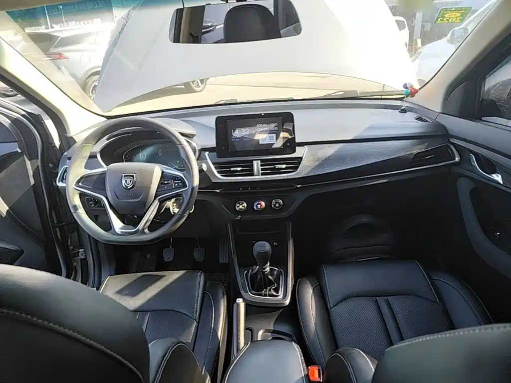 Baojun 360 — миниатюра 10