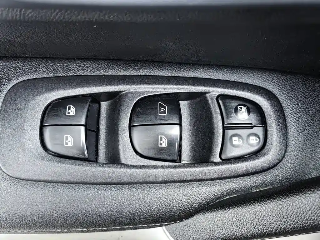 Renault Kadjar — миниатюра 9