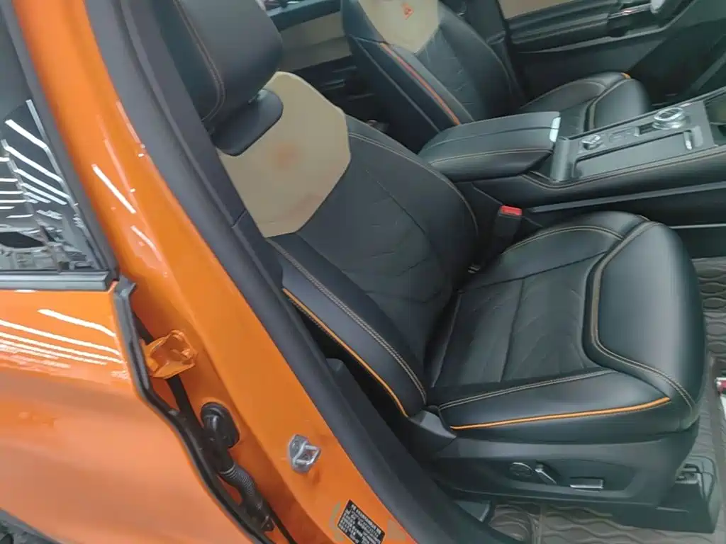 Ford Explorer — миниатюра 25