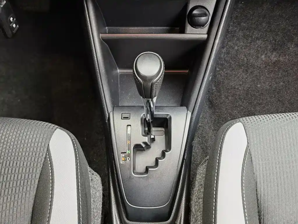 Toyota Yaris L — миниатюра 13