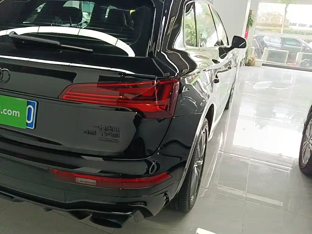 Audi Q5L — миниатюра 8
