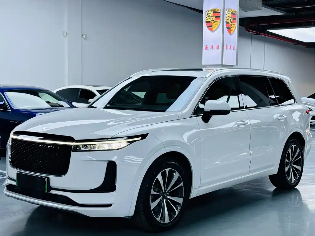 Li Auto ONE