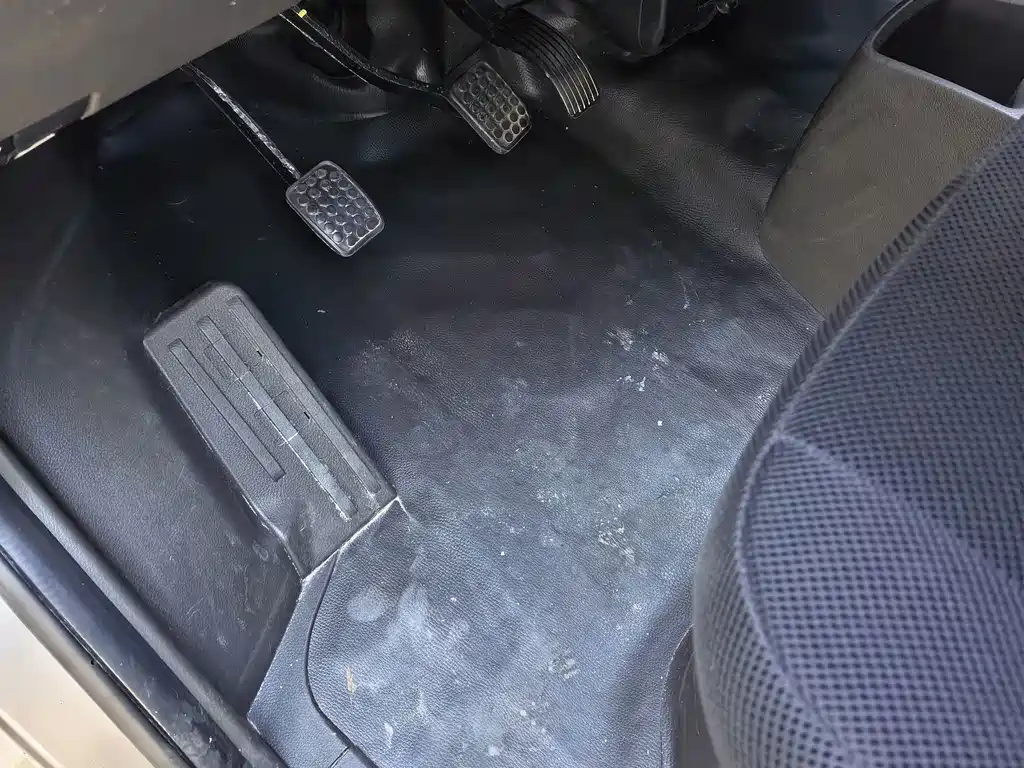 Wuling Rongguang S — миниатюра 8