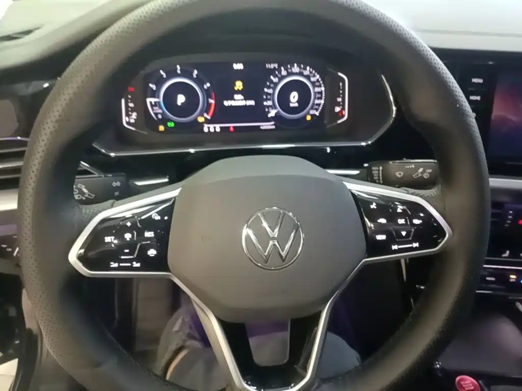 Volkswagen Passat — миниатюра 11