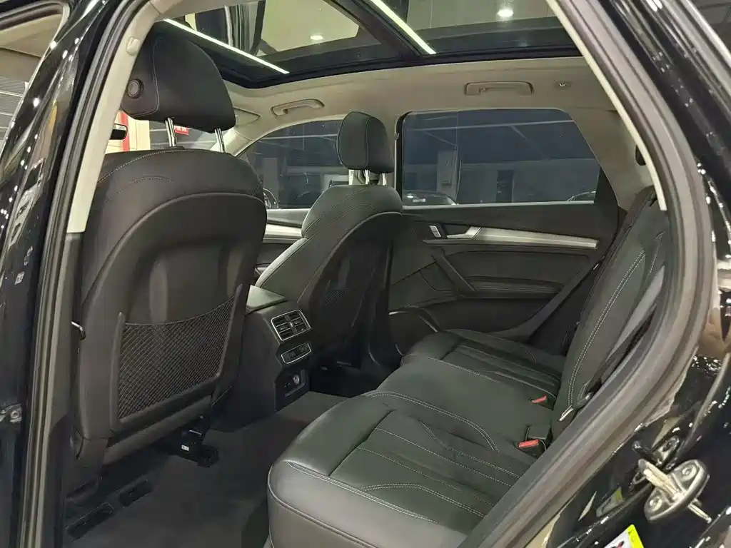 Audi Q5L — миниатюра 5