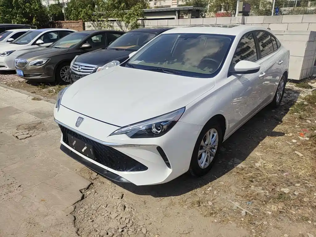 Roewe i5