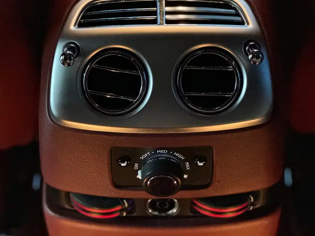 Rolls-Royce Ghost 2010 6.6T Standard