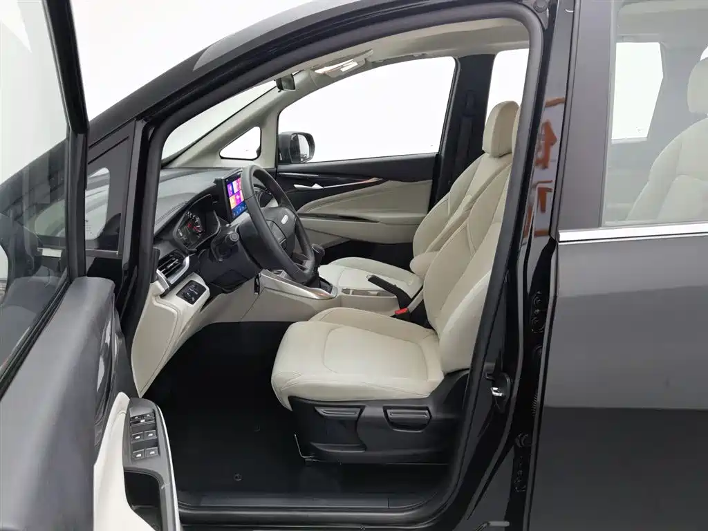 SAIC MAXUS CHASE G50