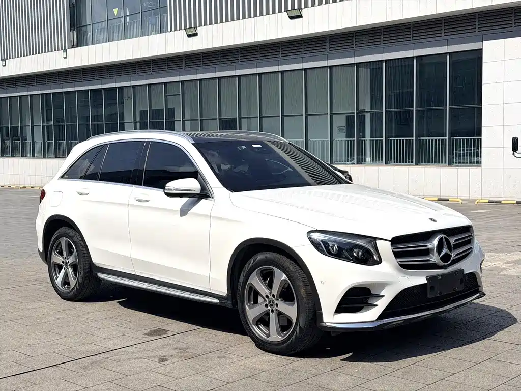 Mercedes-Benz GLC 2017 GLC 300 4MATIC