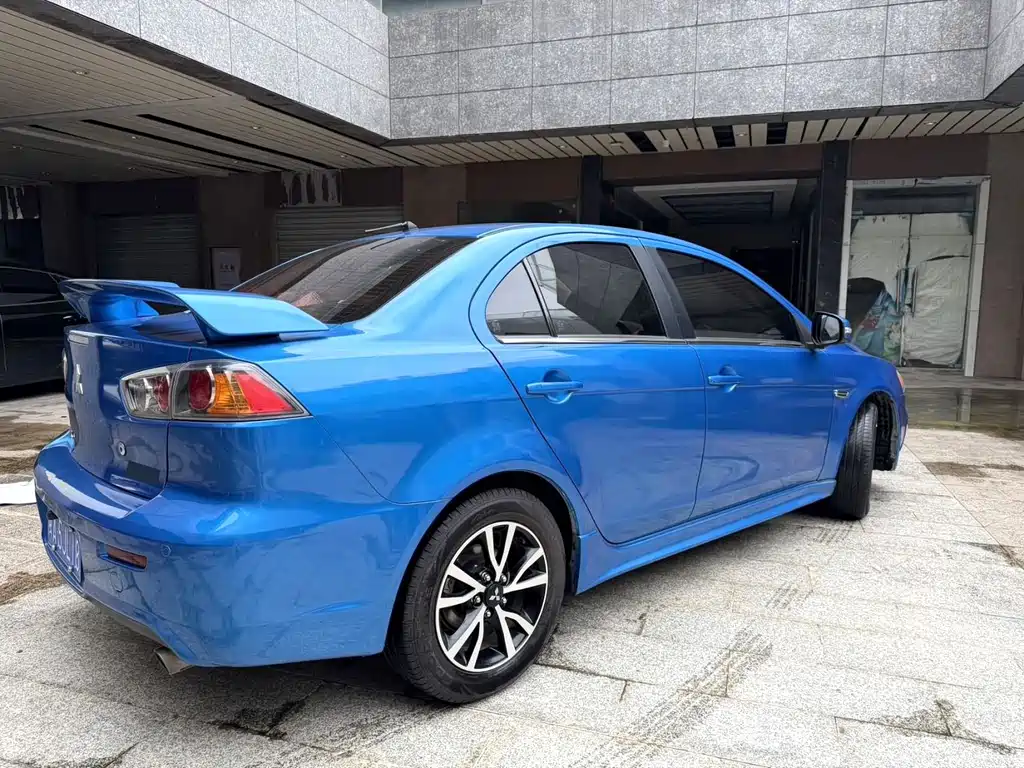 Mitsubishi Lancer EX — миниатюра 8