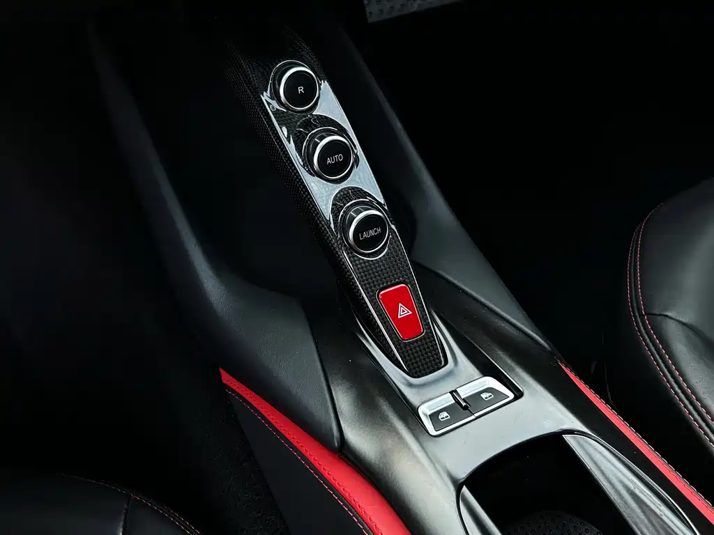 Ferrari 812 — миниатюра 20