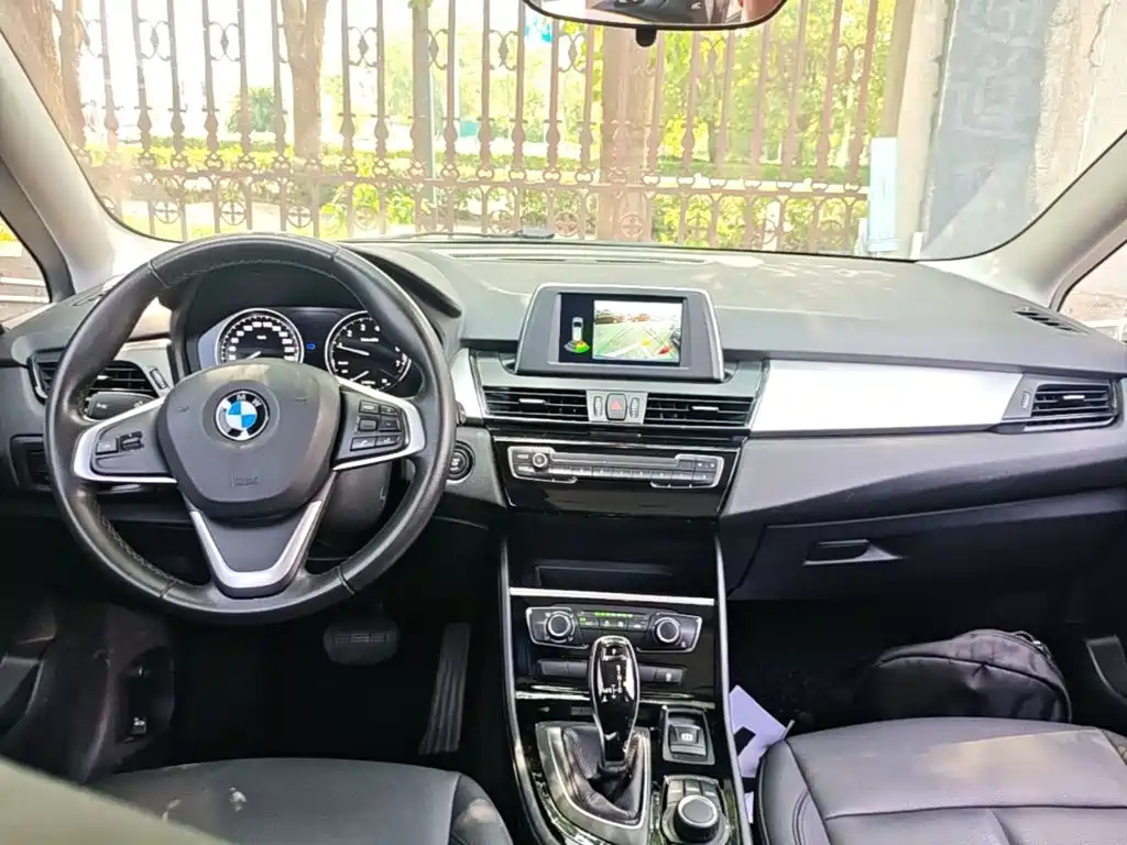 BMW 2 Series Gran Tourer — миниатюра 10