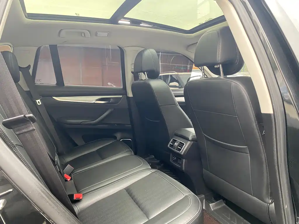 HANTENG MOTORS HANTENG X7