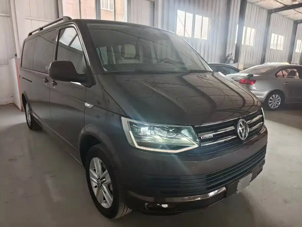 Volkswagen Caravelle 2019 2.0TSI Luxury 7 мест