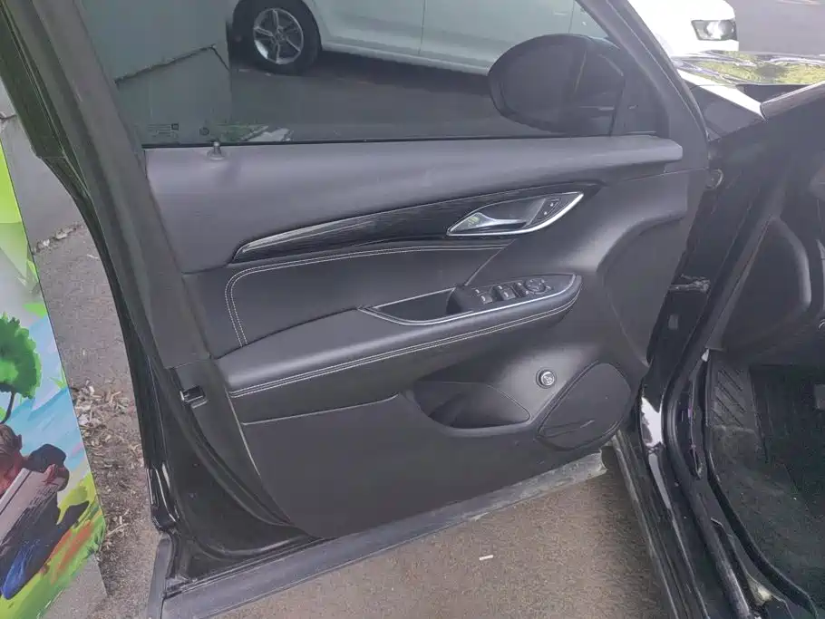 Buick Envision Plus — миниатюра 7