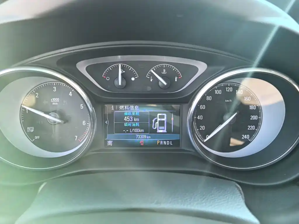 Buick Envision Plus — миниатюра 12