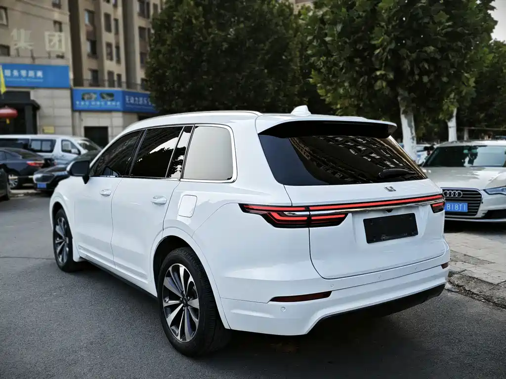 Li Auto Li ONE — миниатюра 7