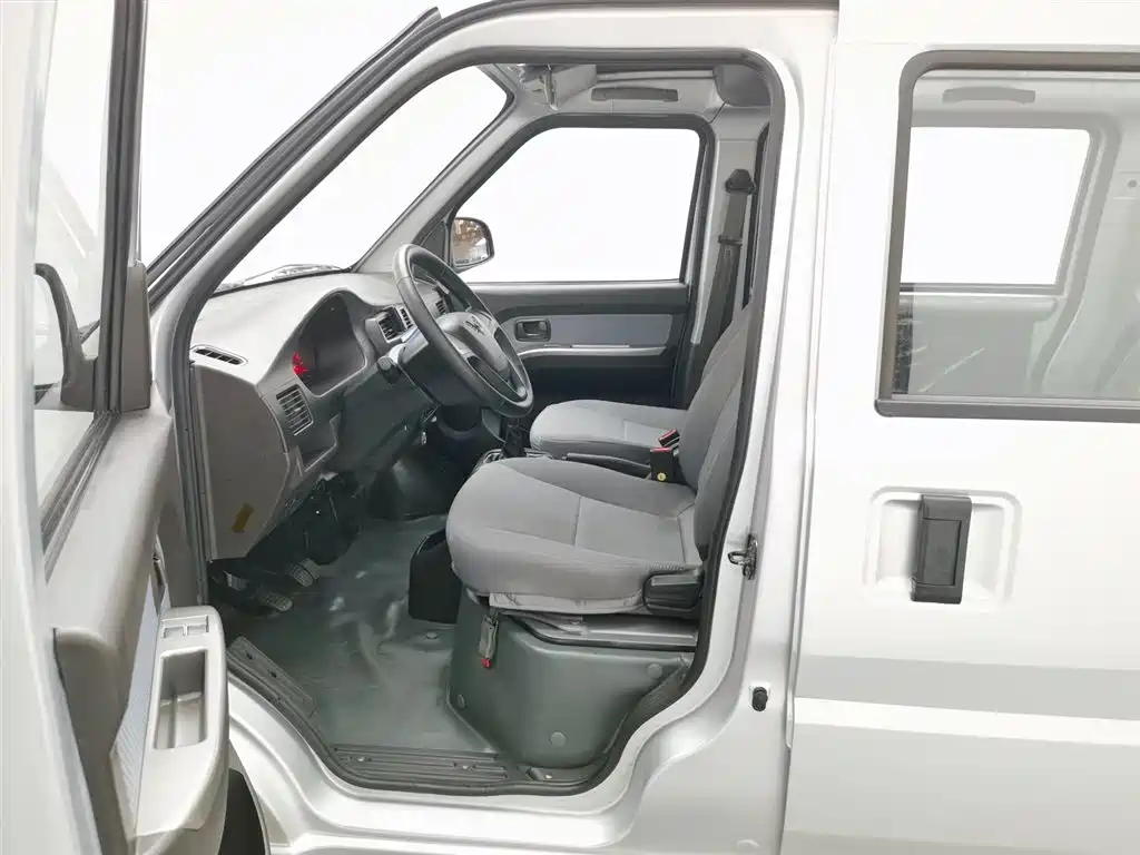 Wuling Rongguang 2021 1.5L L3C