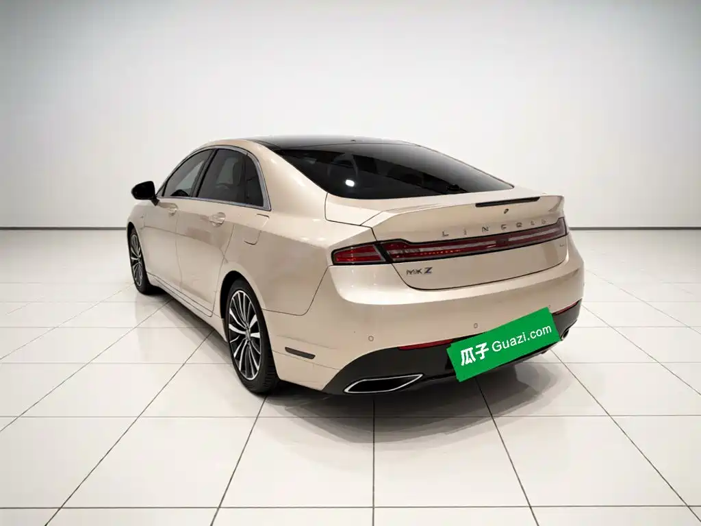 Lincoln MKZ — миниатюра 4
