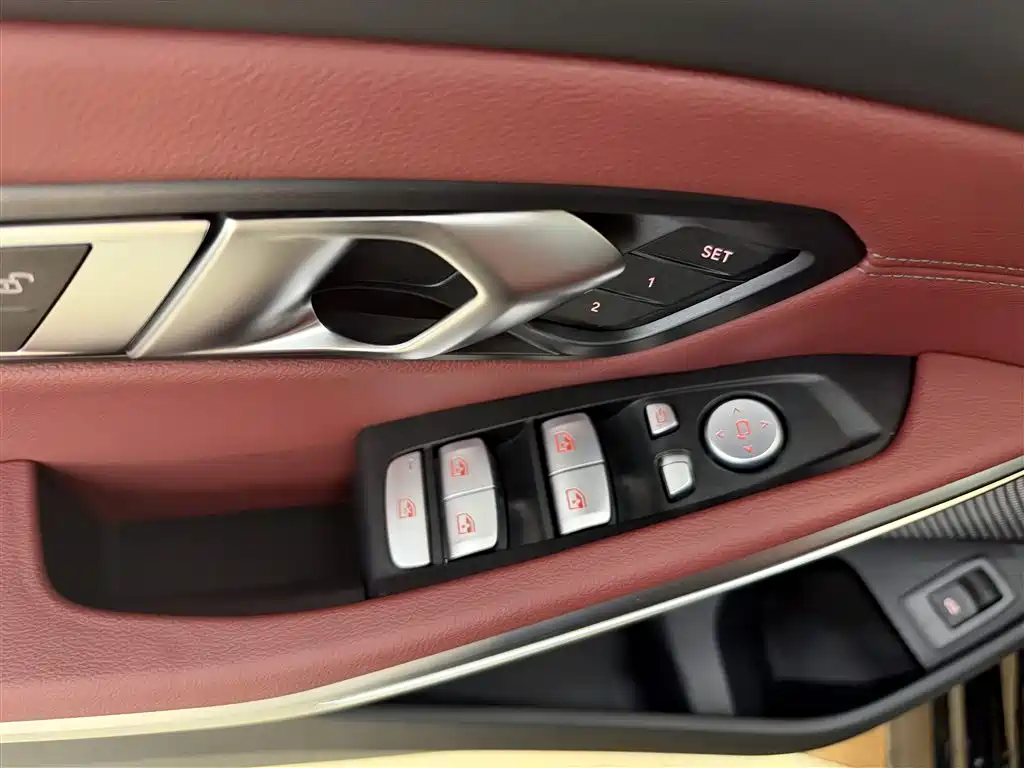 BMW 3 Series — миниатюра 11