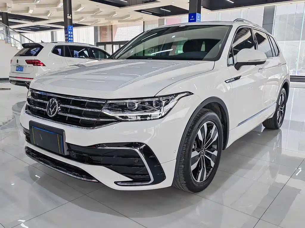 Volkswagen Tiguan L 2022