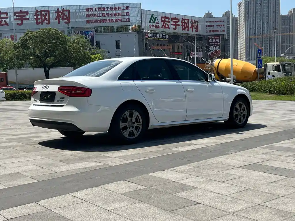 Audi A4L — миниатюра 5
