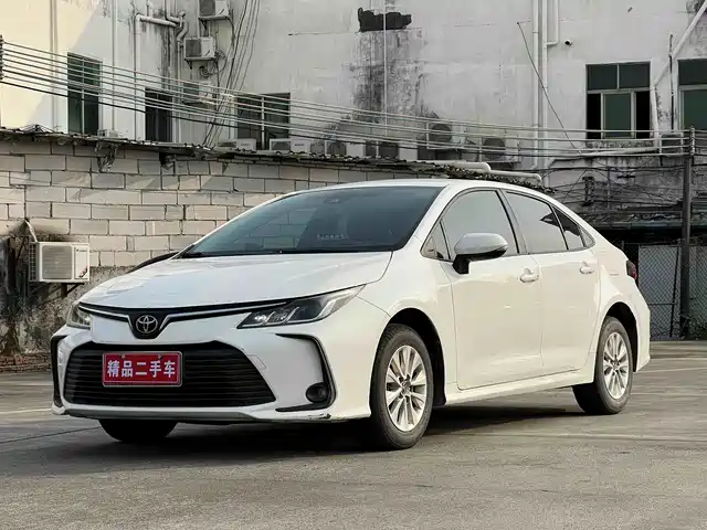 TOYOTA COROLLA