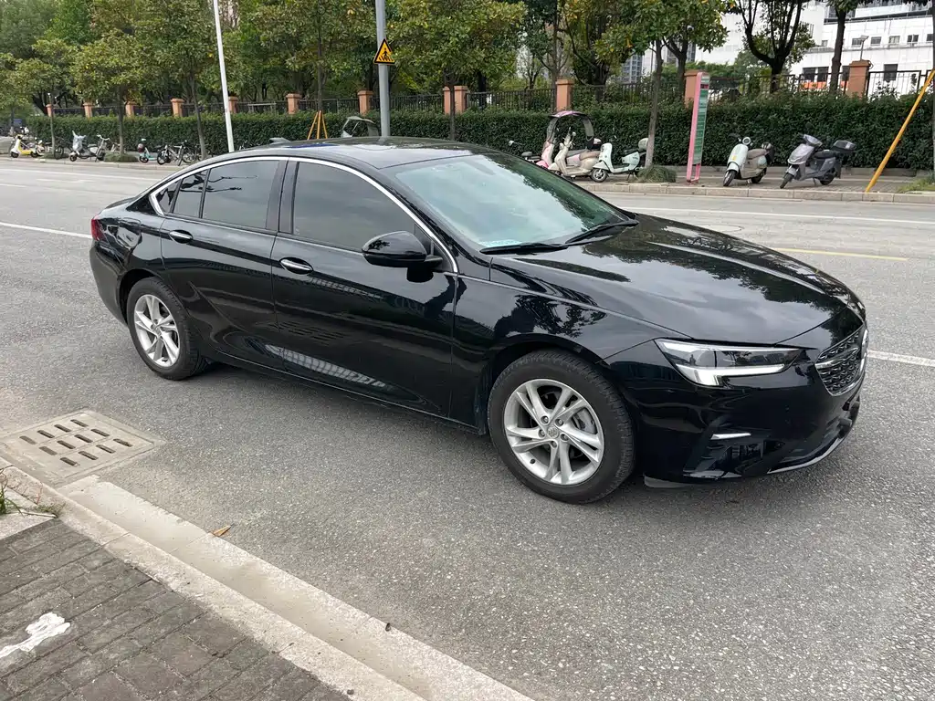Buick Regal — миниатюра 6