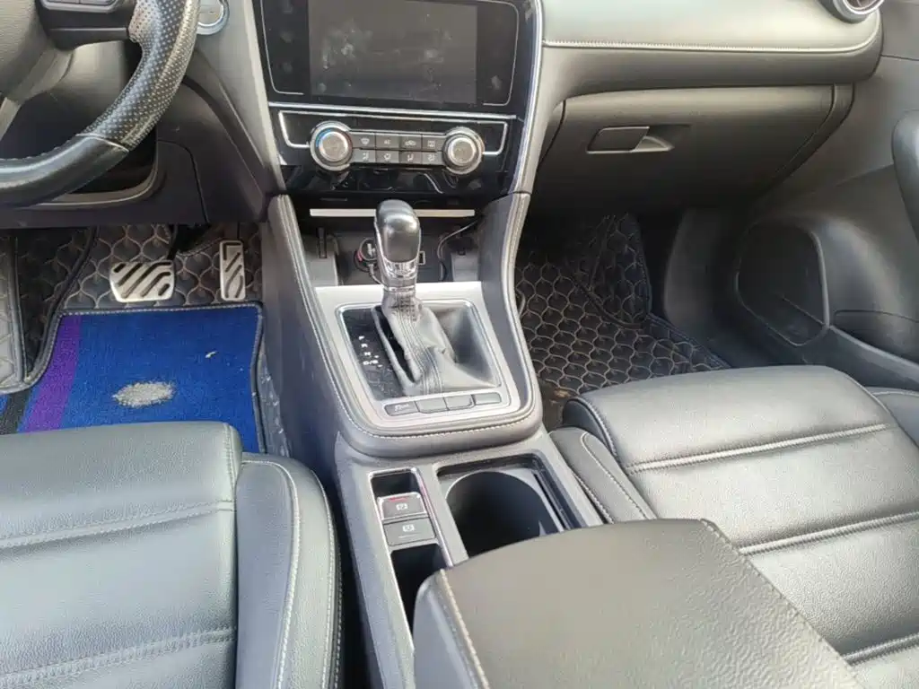 MG MG6 — миниатюра 14