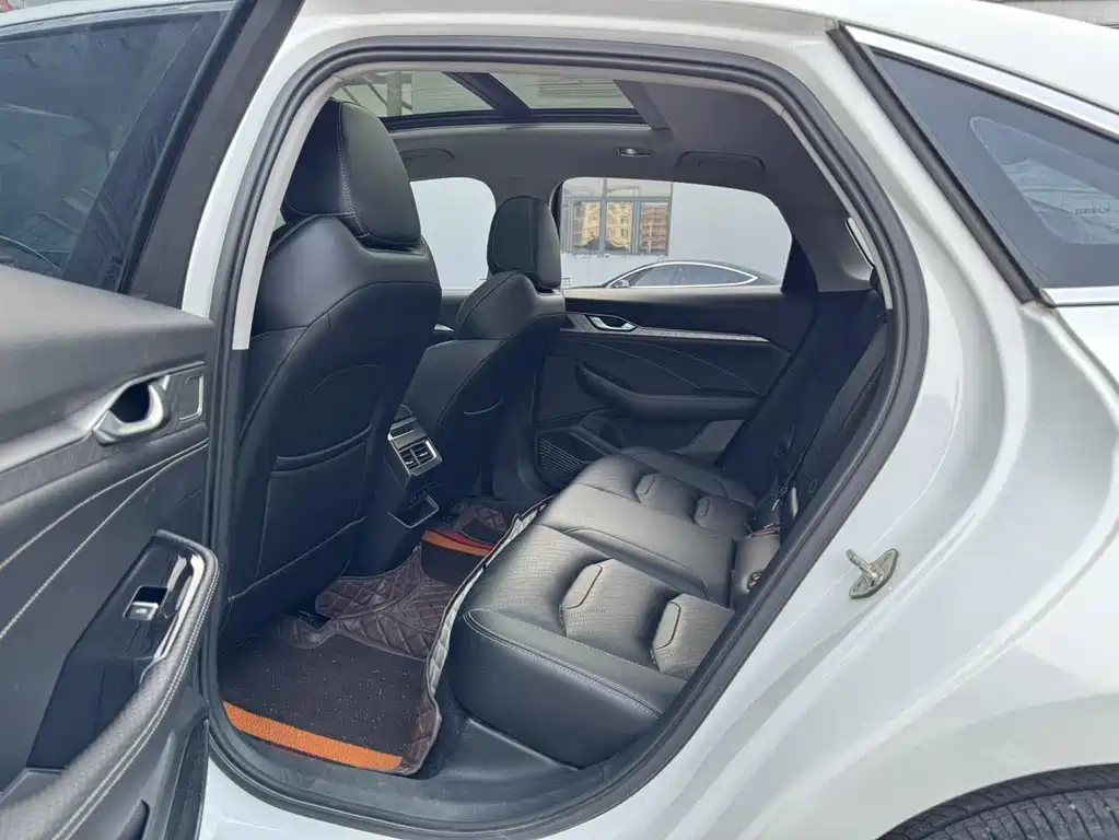 Geely Preface 2021 2.0TD Luxury