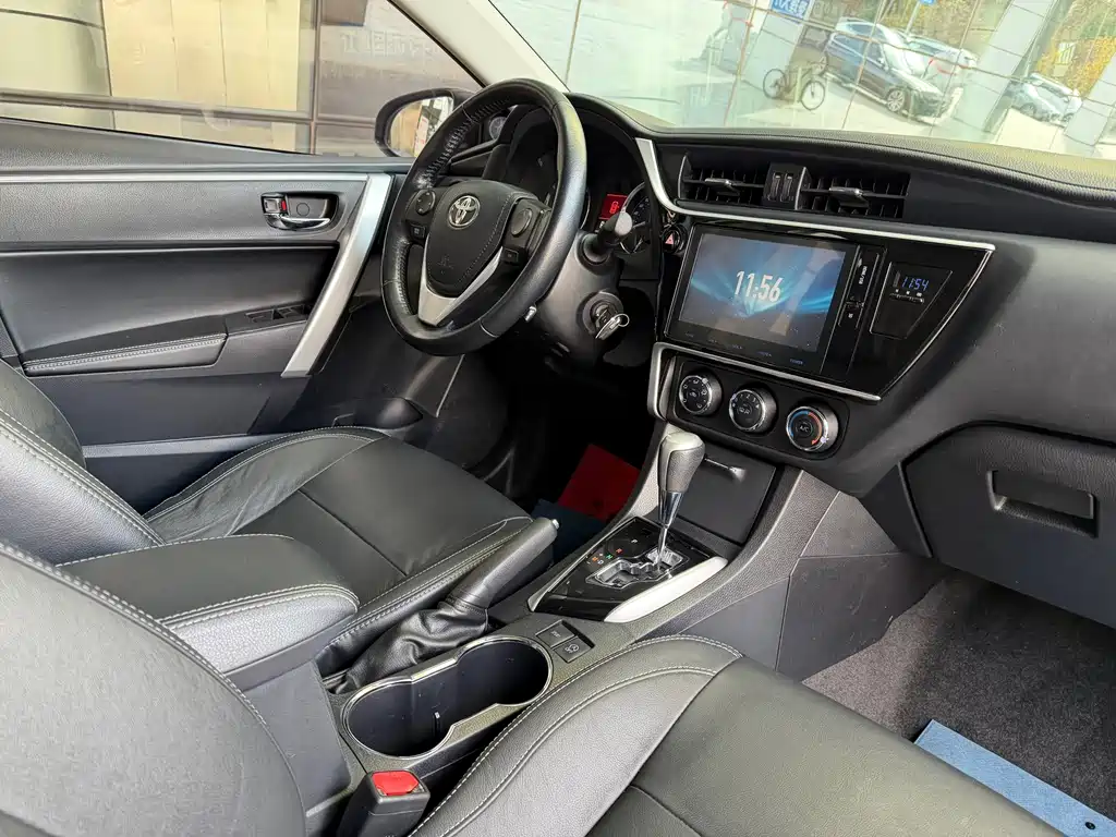 Toyota Corolla — миниатюра 12