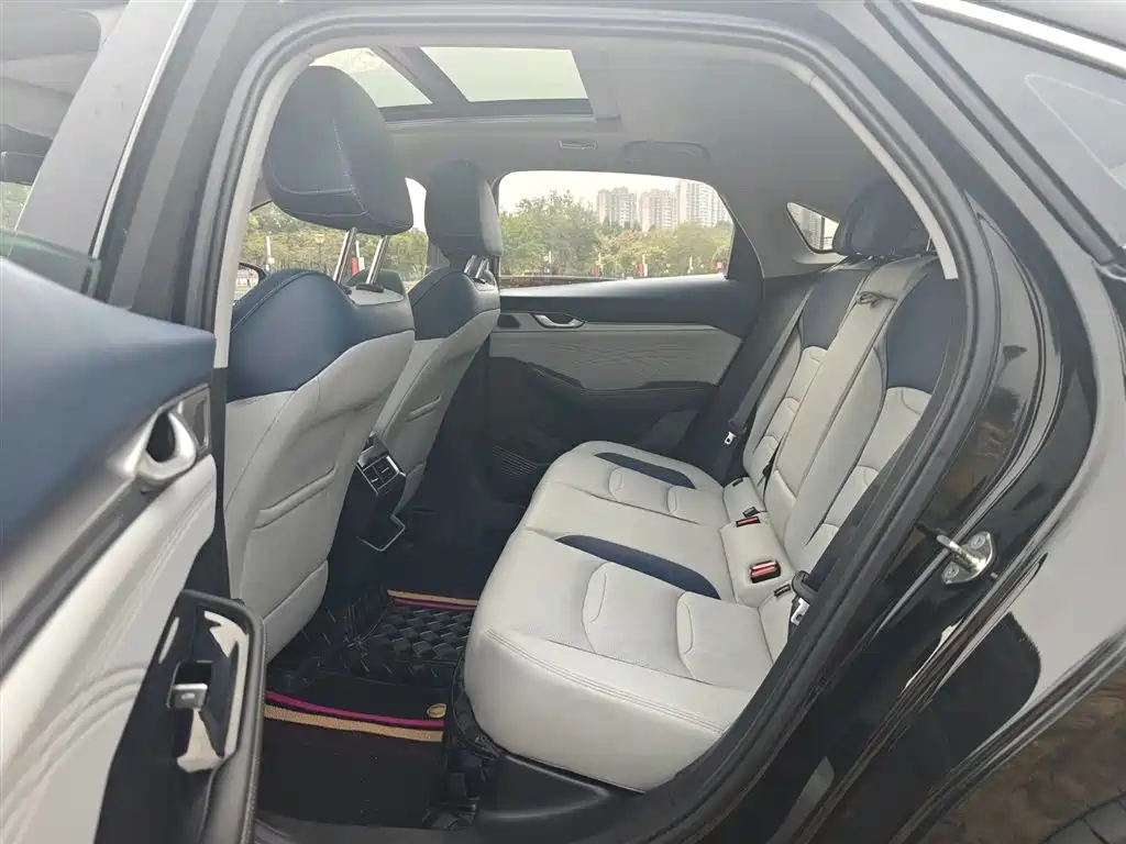 GEELY AUTOMOBILE XINGRUI