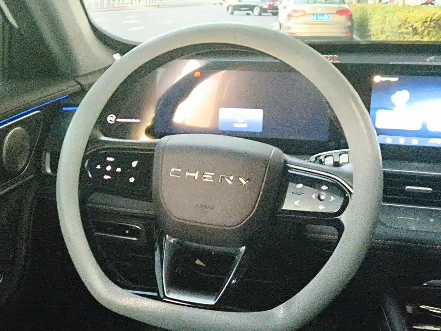 Chery Tiggo 8 PRO NEV — миниатюра 15