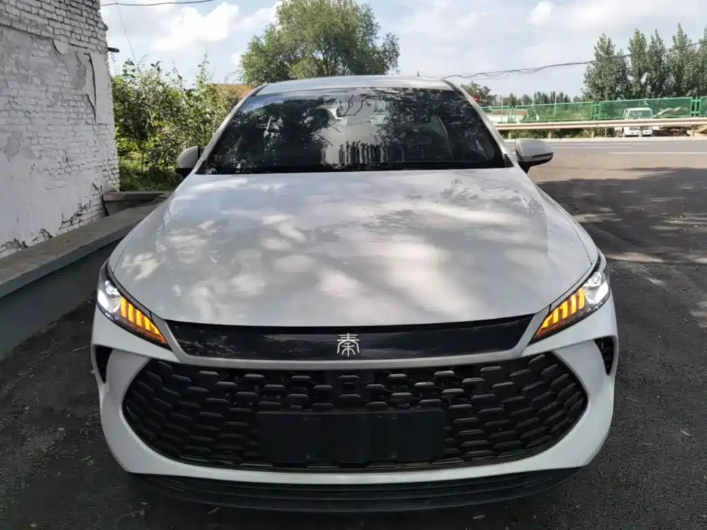 BYD Qin Plus PLUS 2025 DM-i Smart Drive 128KM