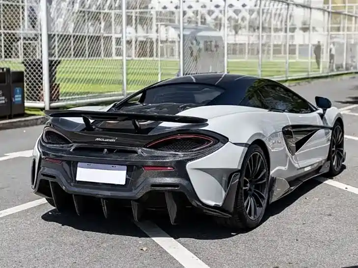 MCLAREN 570