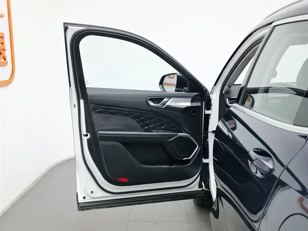 WEI PAI WEI BRAND LATTE DHT PHEV